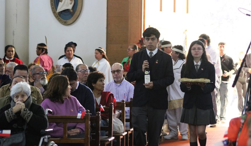 Misa de acción de gracias en Vallenar: Mons. Ricardo Morales: El servicio es lo que nos define